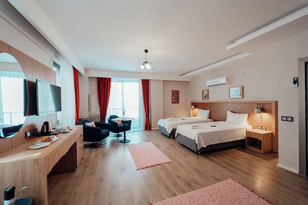 Standart Avlu Manzarali Oda
