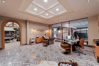 Fortunella Suites & Villas