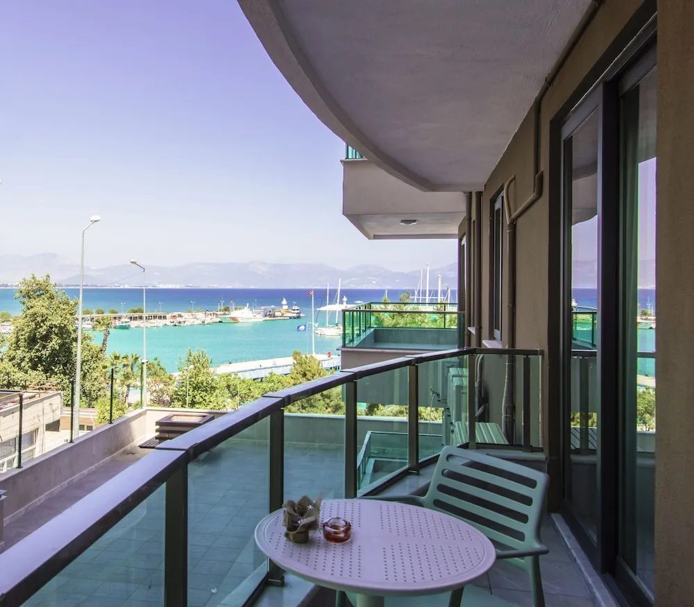 Fortunella Suites & Villas