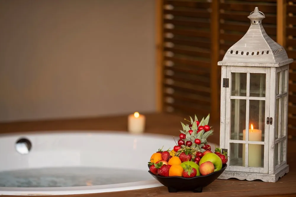 Honeymoon Oda, 1 Çift Kişilik Yatak, Sıcak Su Küveti, Havuz Kenarı