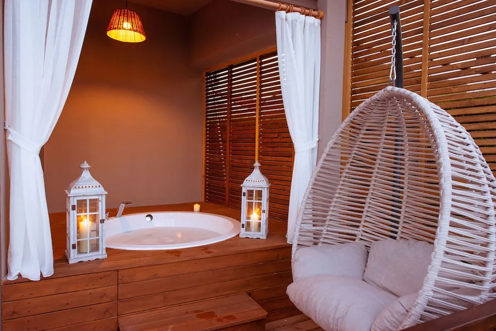 Honeymoon Oda, 1 Çift Kişilik Yatak, Sıcak Su Küveti, Havuz Kenarı