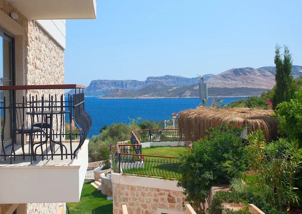 Deluxe Oda, Kısmi Deniz Manzaralı
