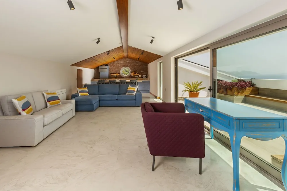 Panoramic Çatı Katı (Loft), Sıcak Su Küveti, Deniz Manzaralı