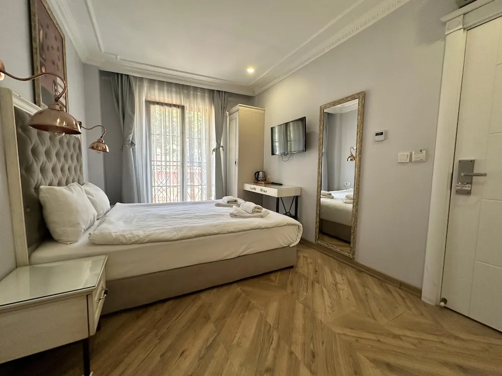 Large Standard Double Room