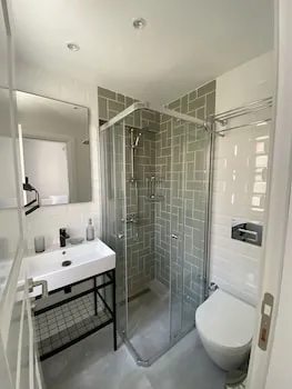 Mon Petit Hotel