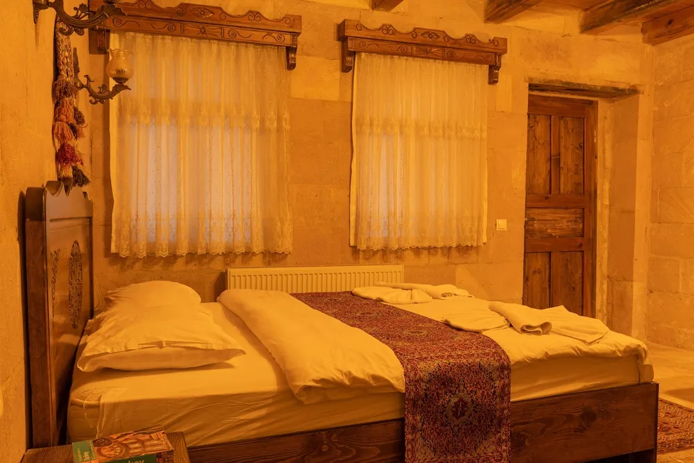 Traditional Tek Büyük Yataklı Oda, 1 Büyük (Queen) Boy Yatak, Üzüm Asması Manzaralı