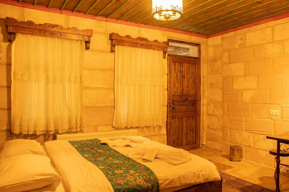 Traditional Tek Büyük Yataklı Oda, 1 Büyük (Queen) Boy Yatak, Üzüm Asması Manzaralı