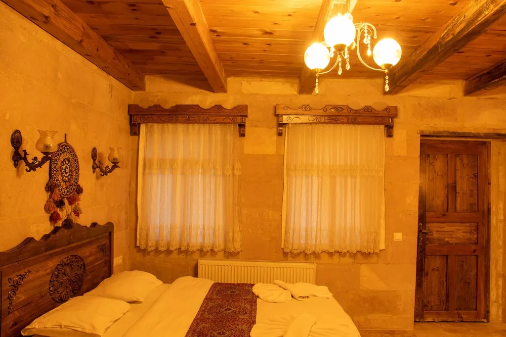 Traditional Tek Büyük Yataklı Oda, 1 Büyük (Queen) Boy Yatak, Üzüm Asması Manzaralı