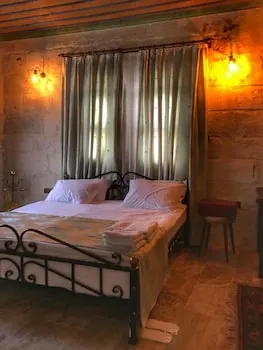 Mahperi Cappadocia Cave