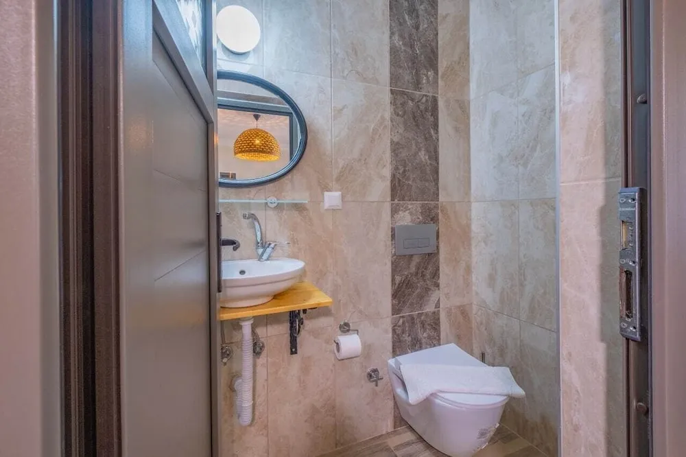 Standard Tek Büyük veya İki Ayrı Yataklı Oda