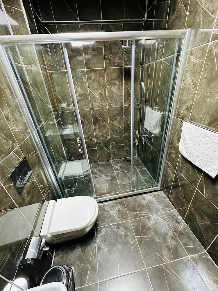 Economy Oda (Basement)