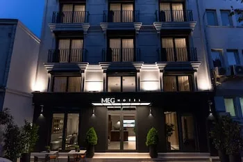 Meg Hotel