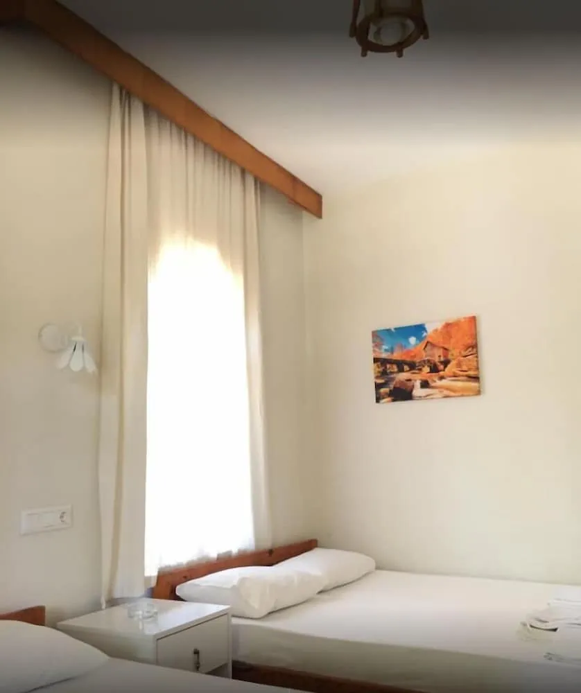 Standard Üç Kişilik Oda