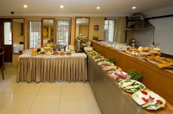 Hotel New House