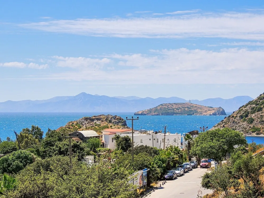 Deluxe Tek Büyük Yataklı Oda, Deniz Manzaralı