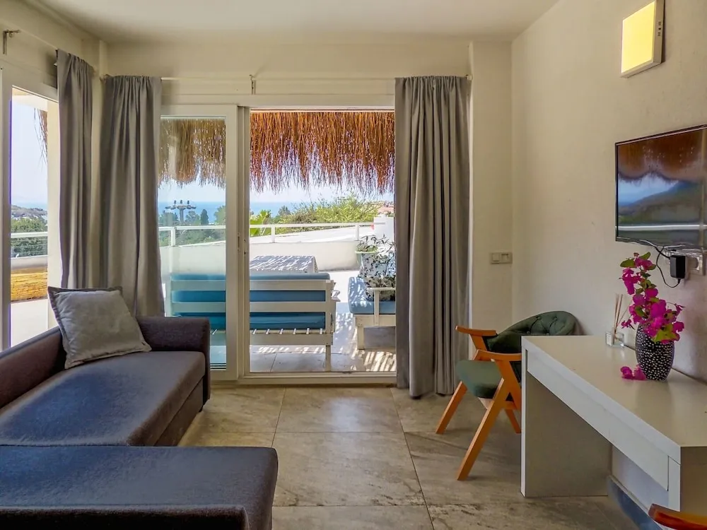 Comfort Stüdyo Süit, Sigara İçilmez, Deniz Manzaralı