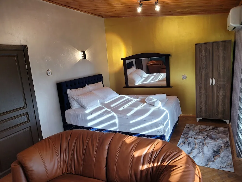 Deluxe Çatı Katı Süiti (Penthouse)