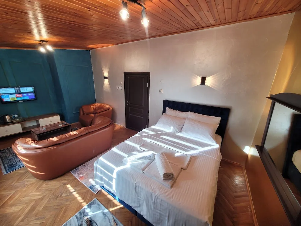 Deluxe Çatı Katı Süiti (Penthouse)