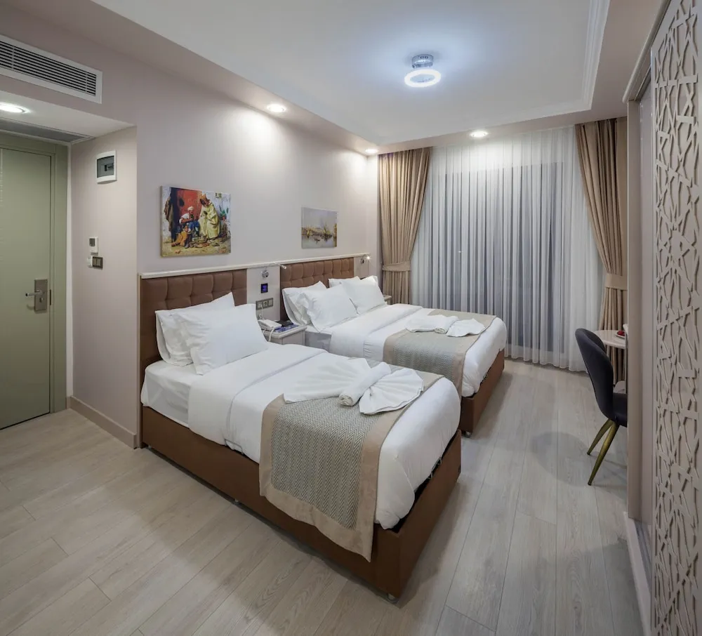 Standard Üç Kişilik Oda