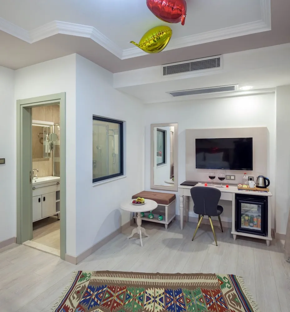 Superior Tek Büyük veya İki Ayrı Yataklı Oda