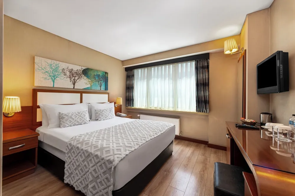 Double or Twin Room City View