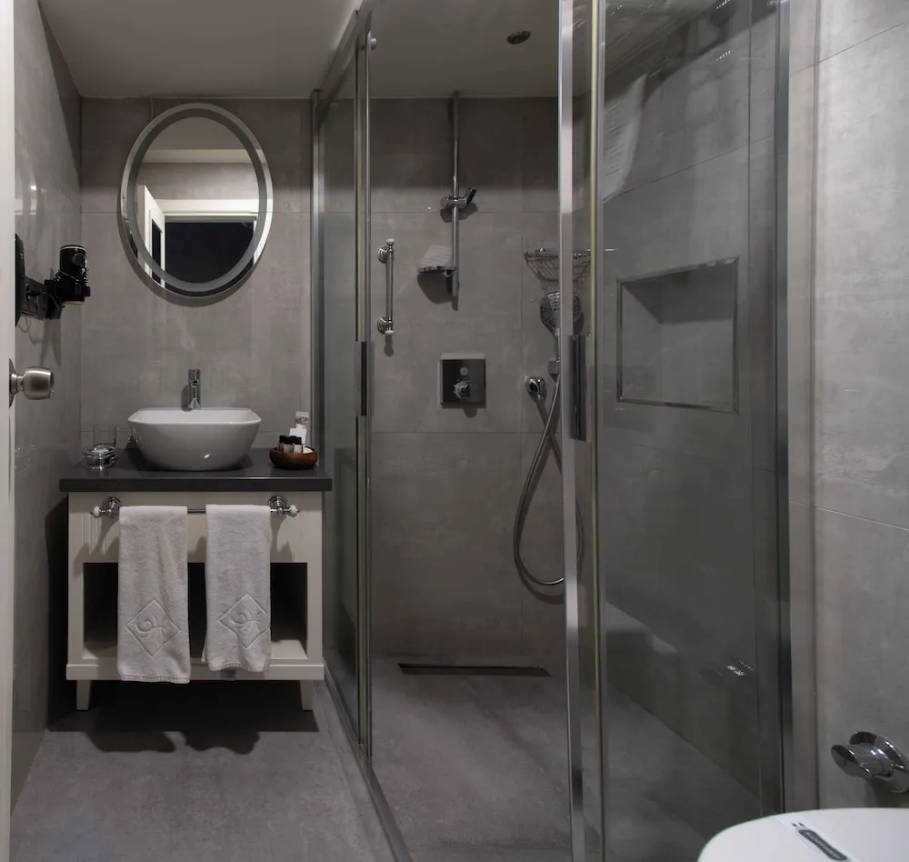 Deluxe Sea View Room