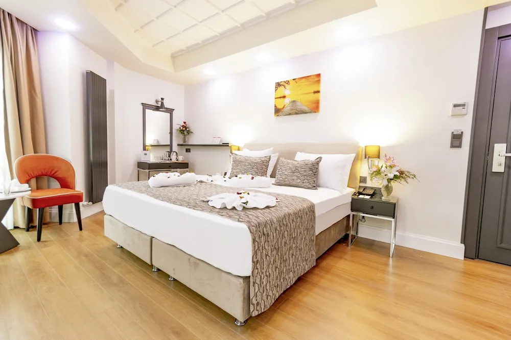 Deluxe Tek Büyük veya İki Ayrı Yataklı Oda, Köşe