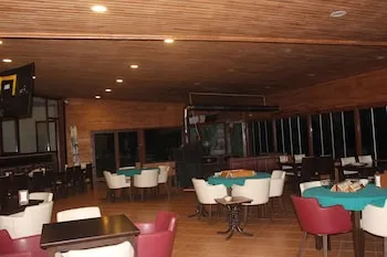 Aymeydani Hotel