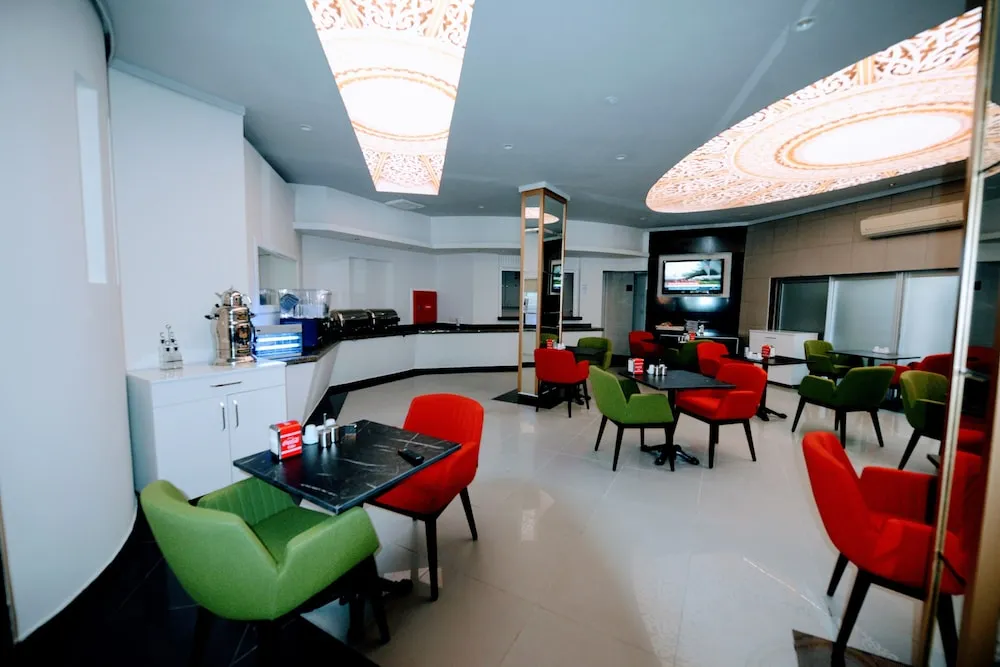 Deluxe Tek Büyük veya İki Ayrı Yataklı Oda, 1 Yatak Odası, Şehir Manzaralı