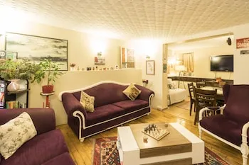 Levanten Hostel