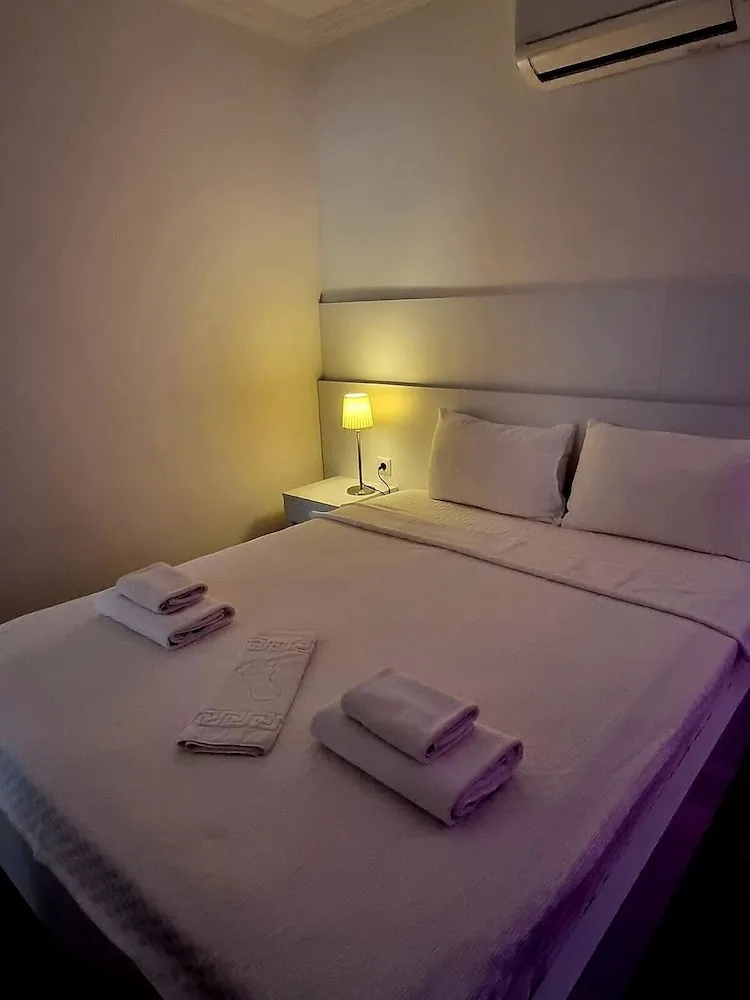 Comfort Stüdyo, Bahçeli