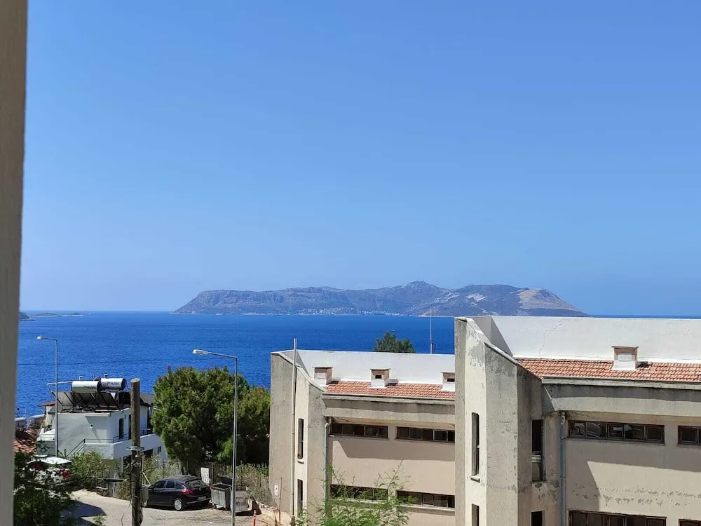 Superior Apart Daire, Kısmi Deniz Manzaralı