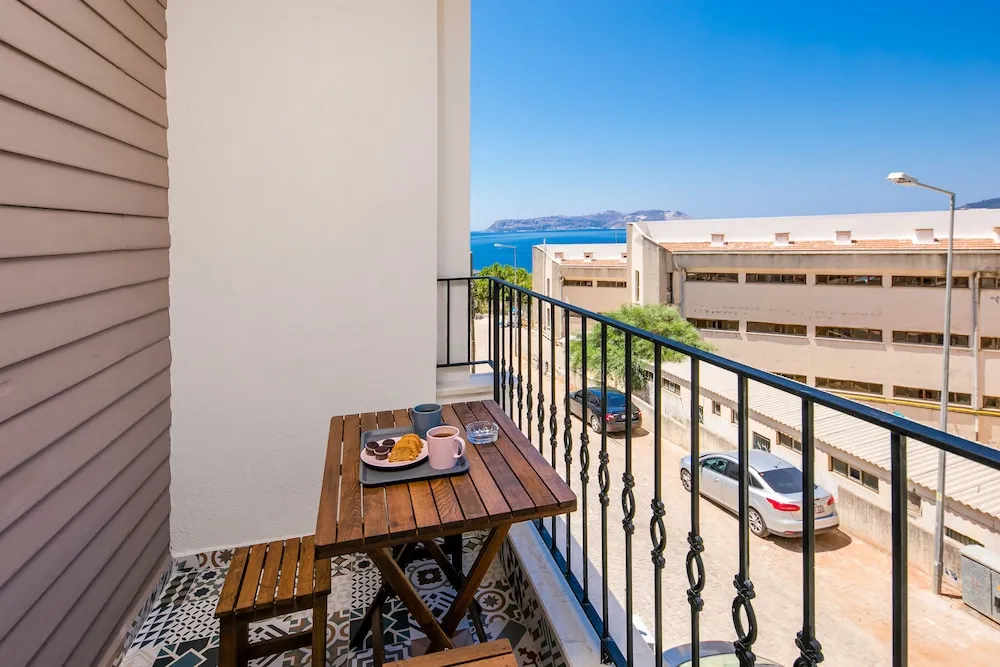 Superior Apart Daire, Kısmi Deniz Manzaralı