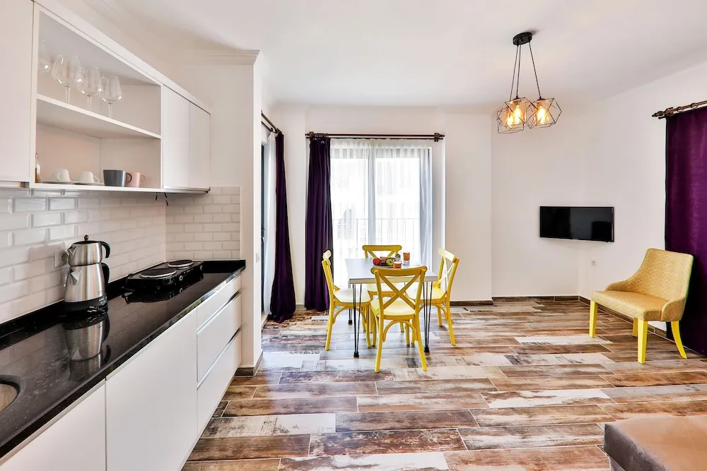 Superior Apart Daire, Kısmi Deniz Manzaralı