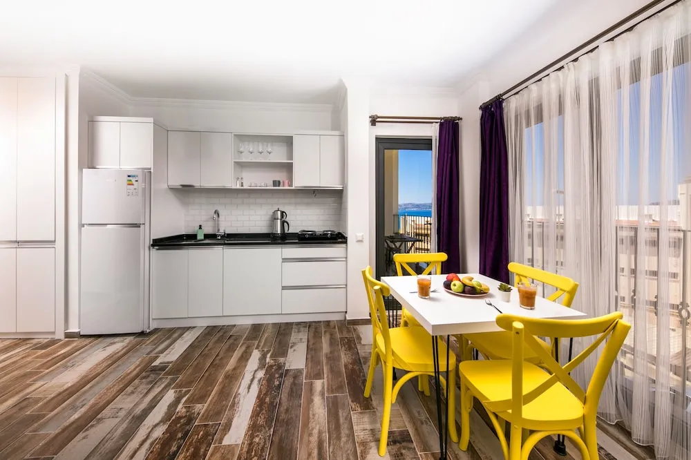 Superior Apart Daire, Kısmi Deniz Manzaralı