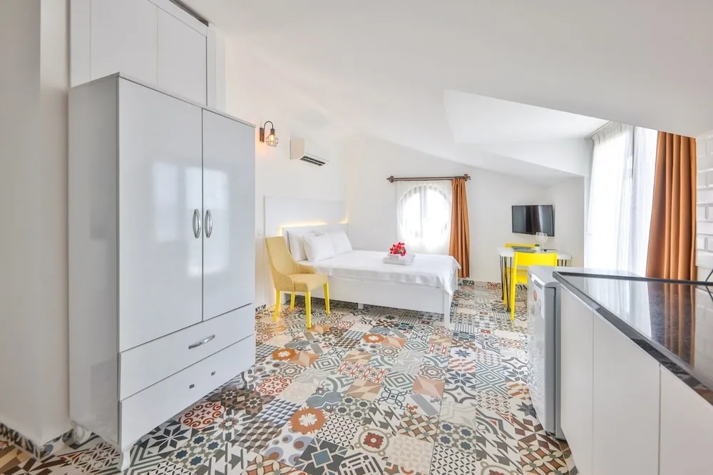Deluxe Stüdyo, Deniz Manzaralı