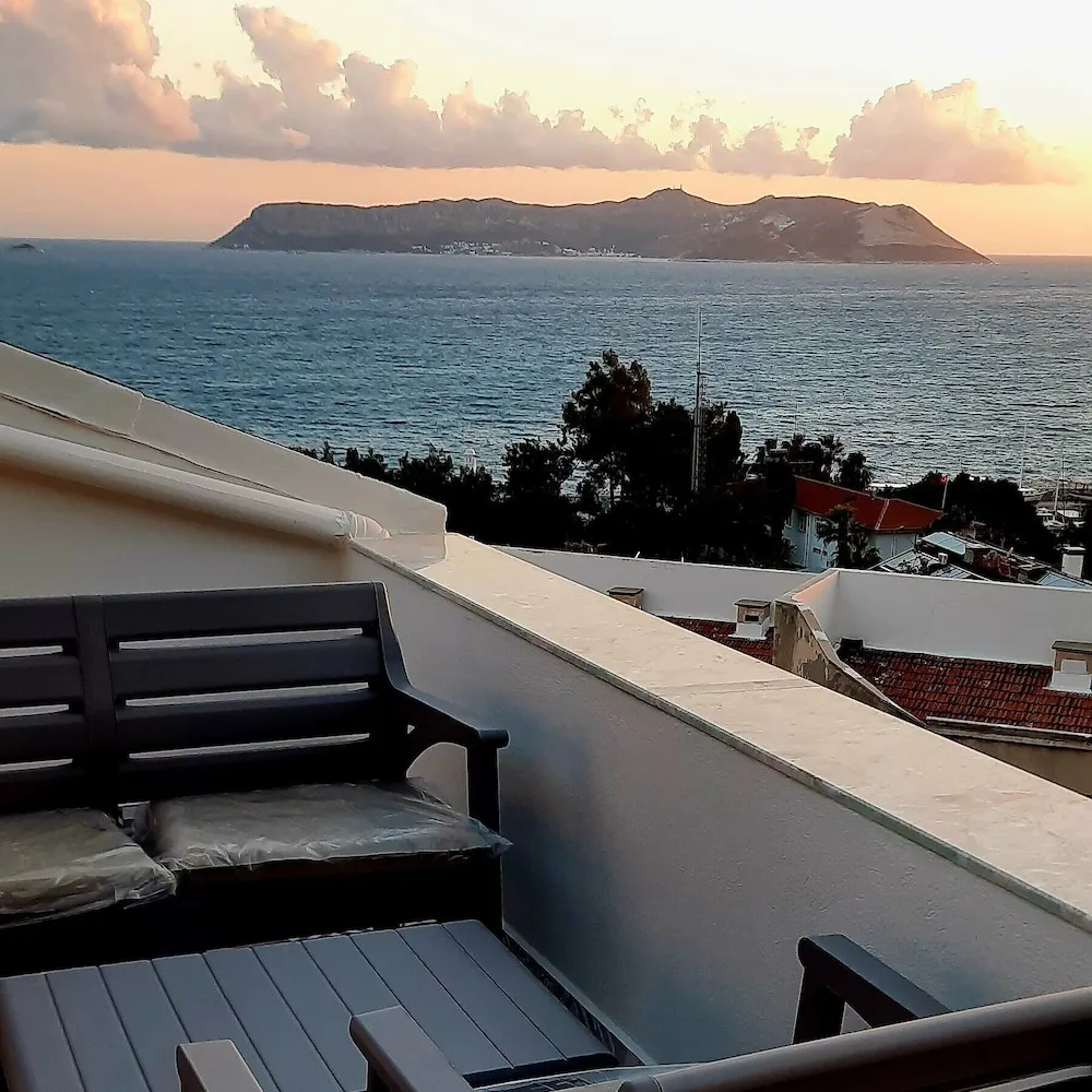 Deluxe Stüdyo, Deniz Manzaralı