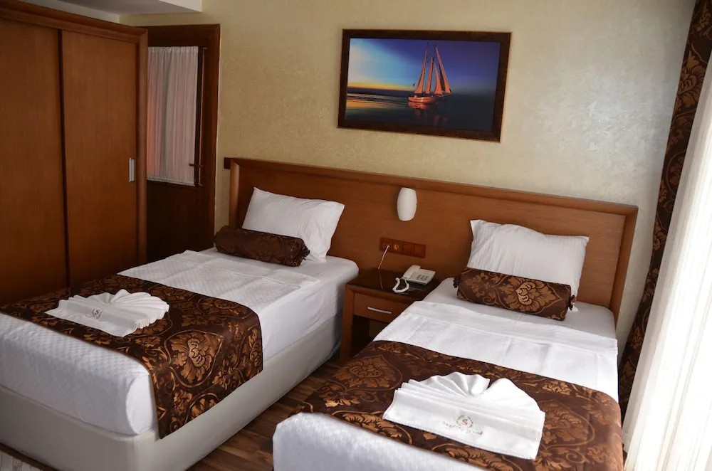 Comfort Tek Büyük Yataklı Oda