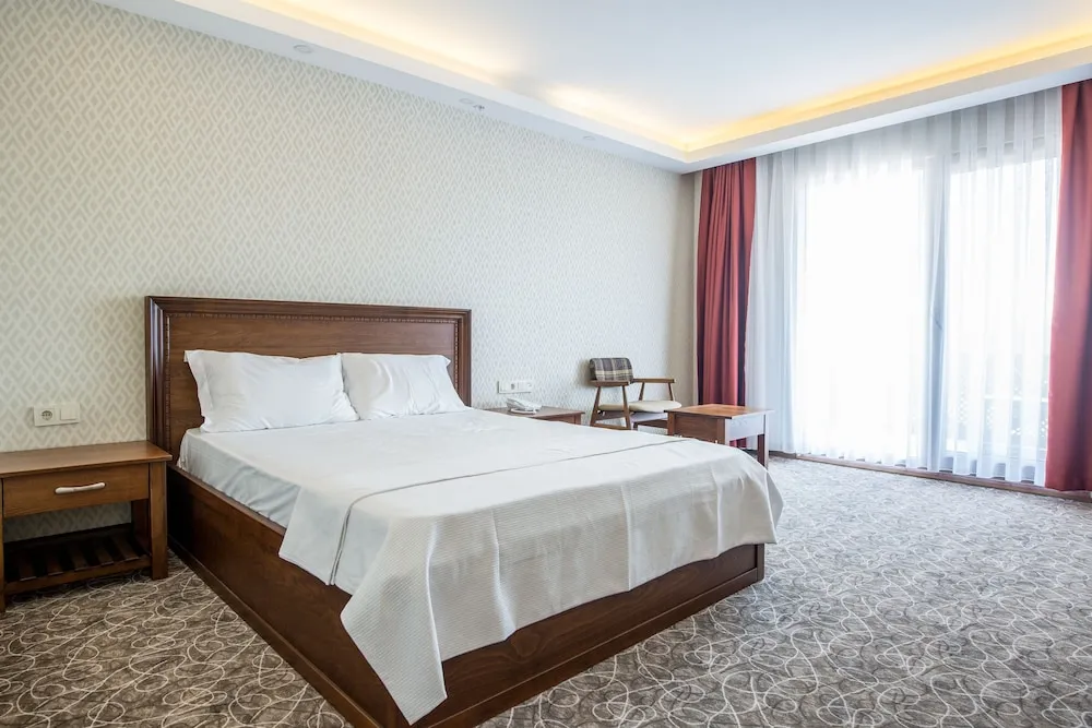 Deluxe Tek Büyük Yataklı Oda, 1 Yatak Odası, Balkon/Veranda