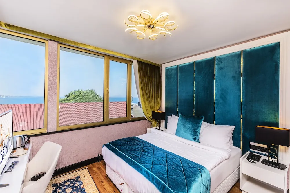Süit, Balkon, Köşe