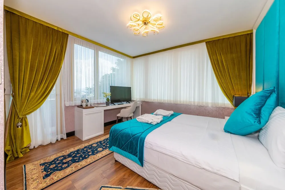 Süit, Balkon, Köşe