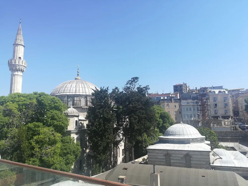 Basic Tek Büyük veya İki Ayrı Yataklı Oda, 1 Yatak Odası