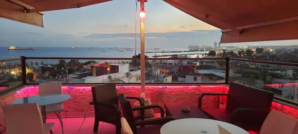 Basic Tek Büyük veya İki Ayrı Yataklı Oda, 1 Yatak Odası