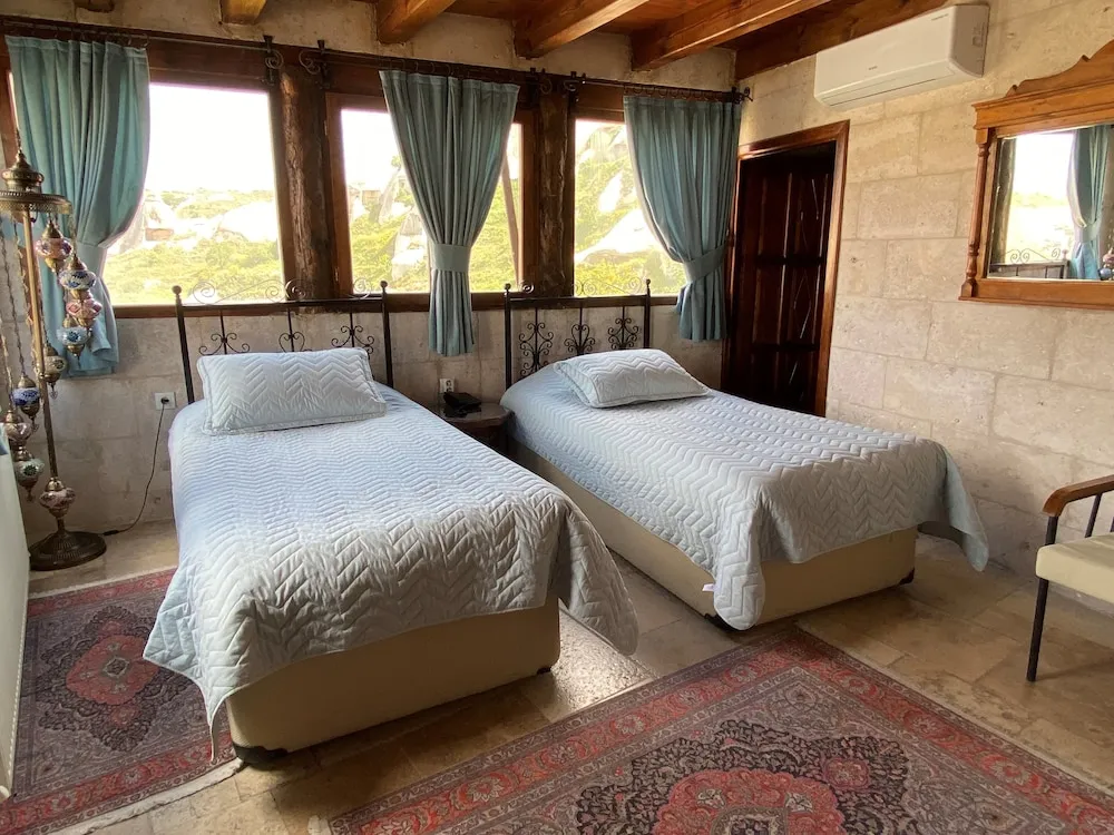 Panoramic Family Room