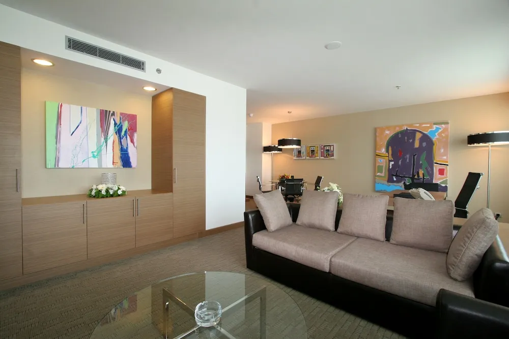 Club Suite