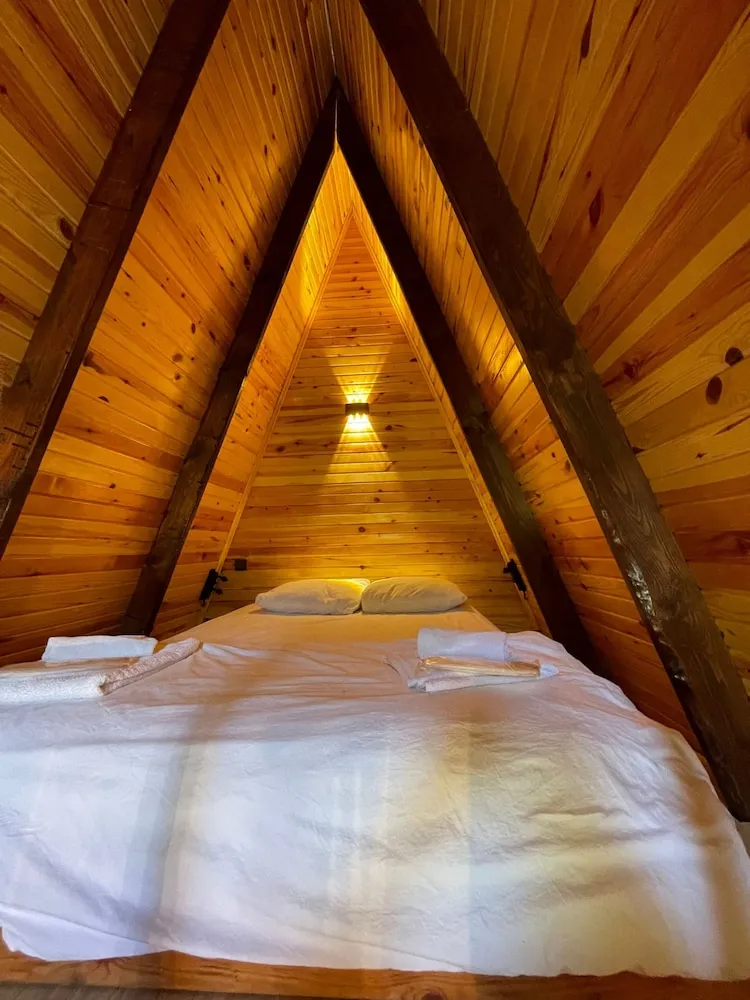 LOFT BUNGALOV