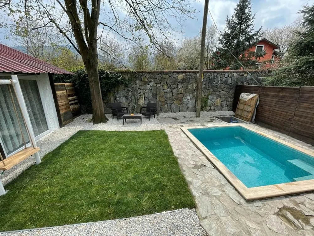 Özel Havuzlu Bungalov