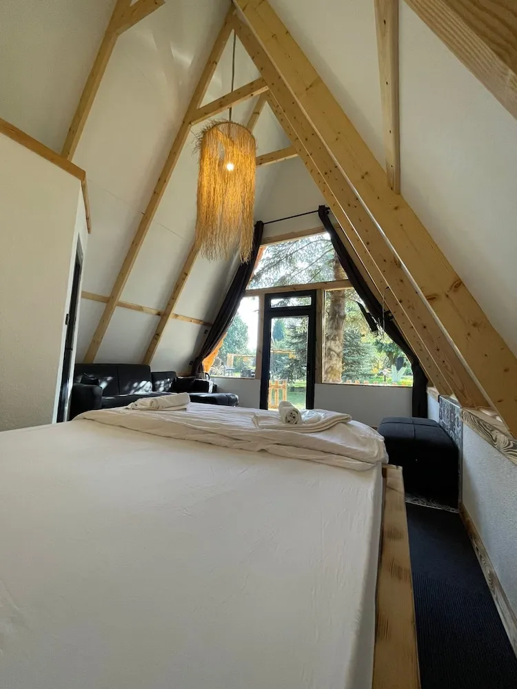 Deluxe Bungalov