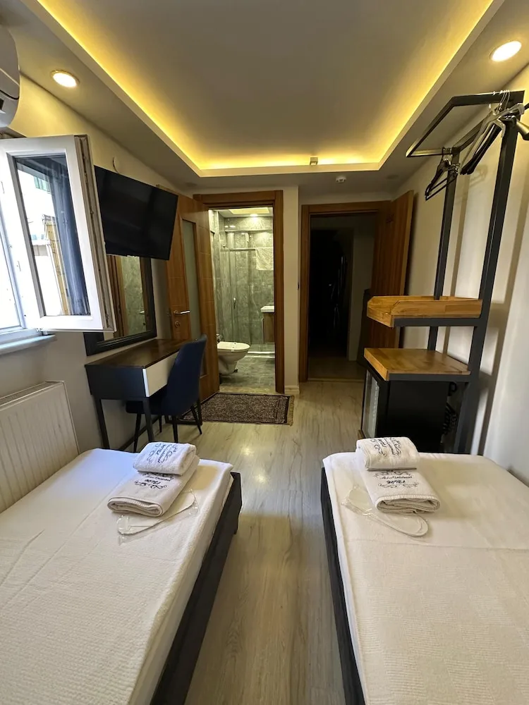 Economy İki Ayrı Yataklı Oda