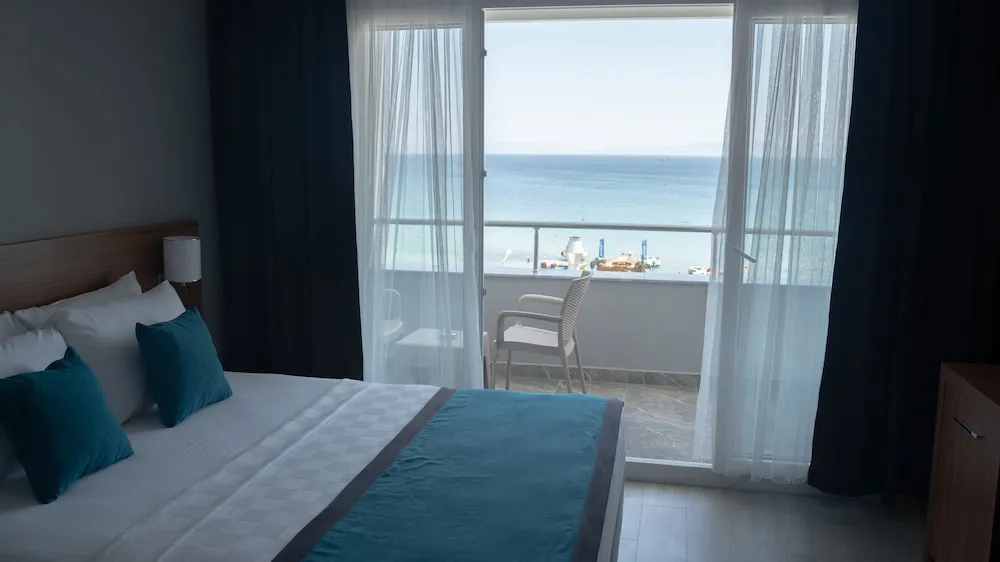 Standard Oda, Deniz Manzaralı
